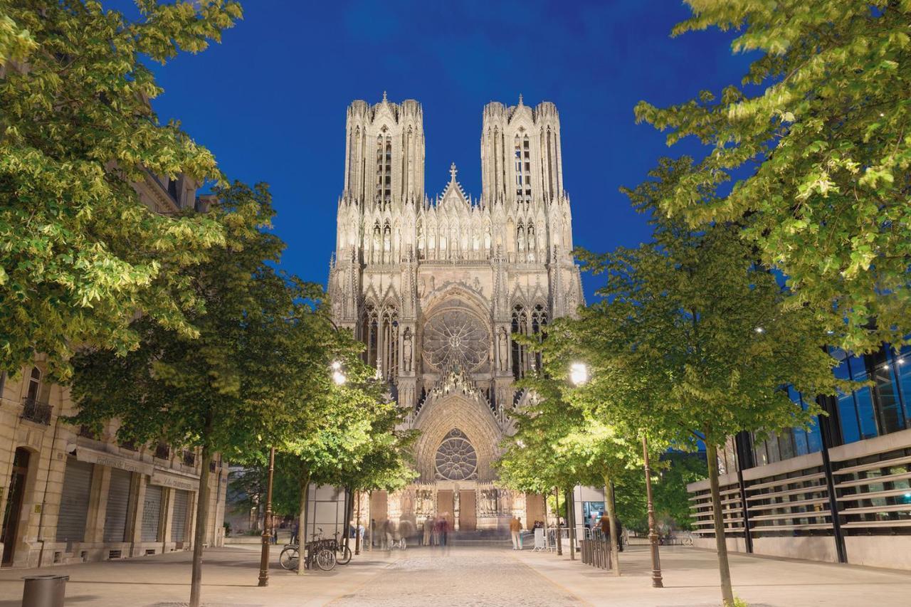 Le Coeur De Reims, La Mairie Et Le Boulingrin Apartment Exterior photo